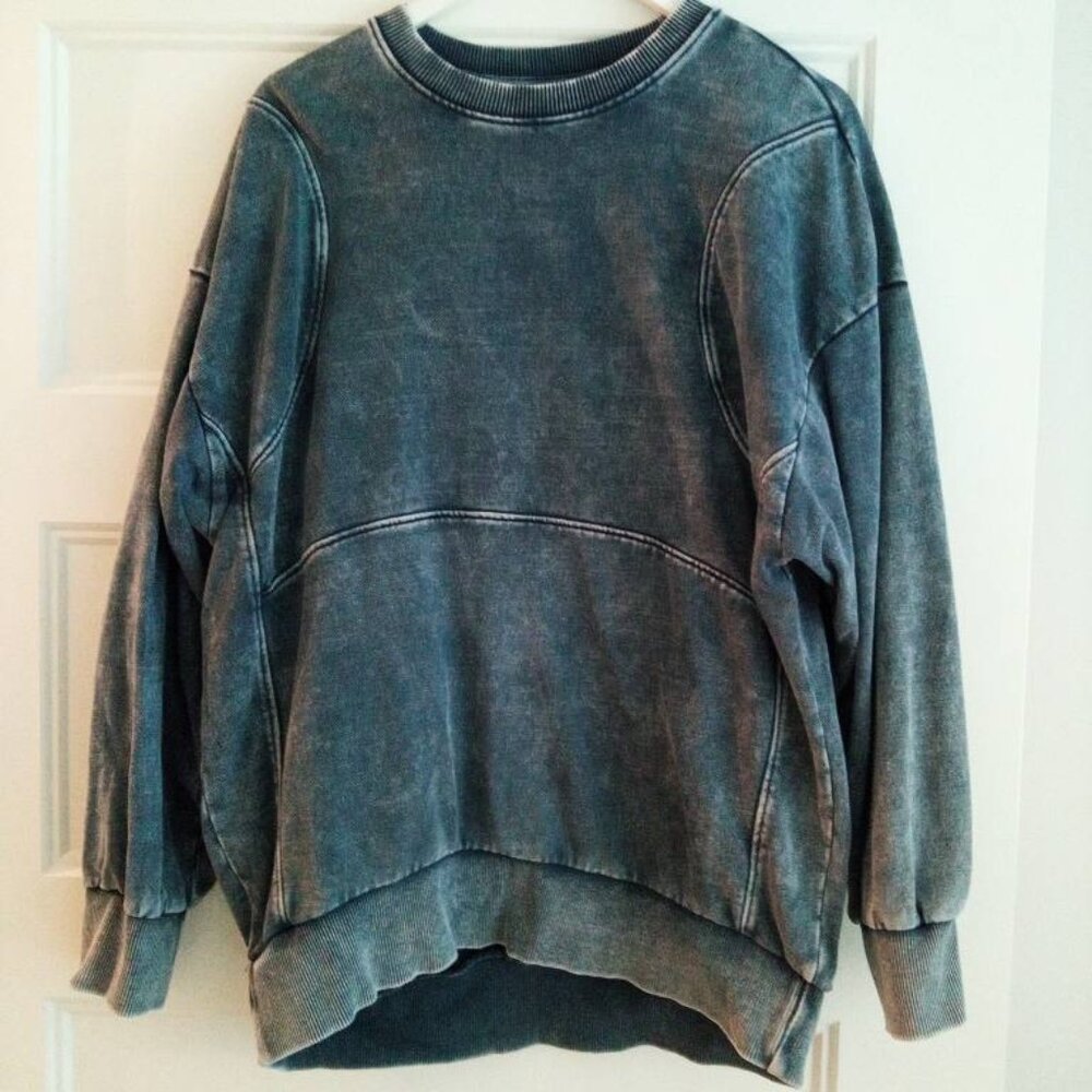NWOT! Zara Washed denim sweatshirt